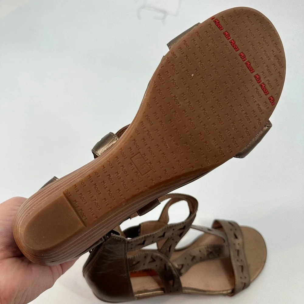 Miz Mooz Pomona Bronze Leather Cutout Gladiator Wedge Sandals Women's‎ 7.5